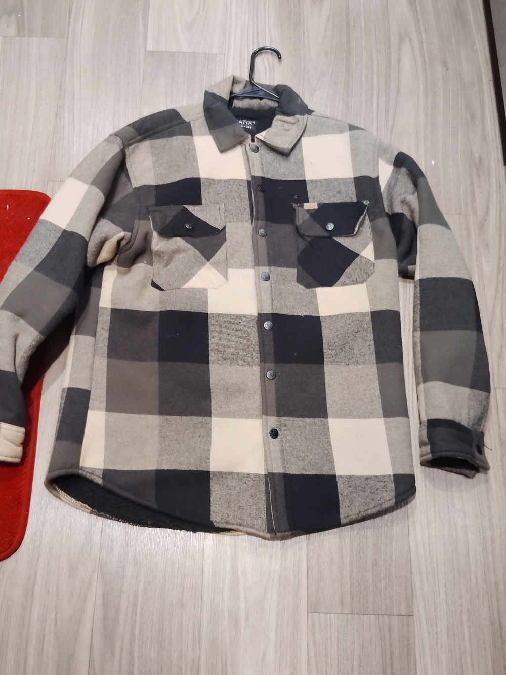 Plaid Button-Up Flannel Shirt Jacket in Black and Cream